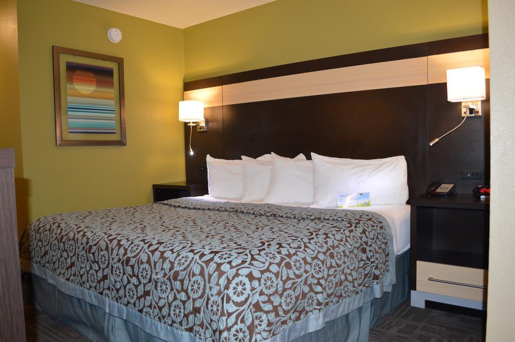 Days Inn By Wyndham Carlsbad Zimmer foto