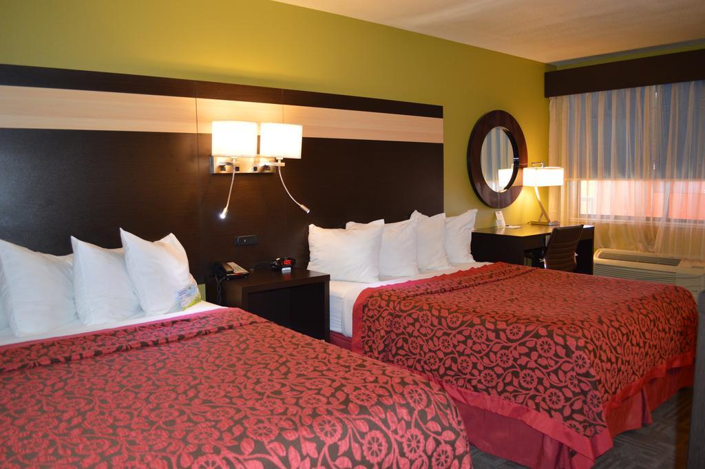 Days Inn By Wyndham Carlsbad Zimmer foto