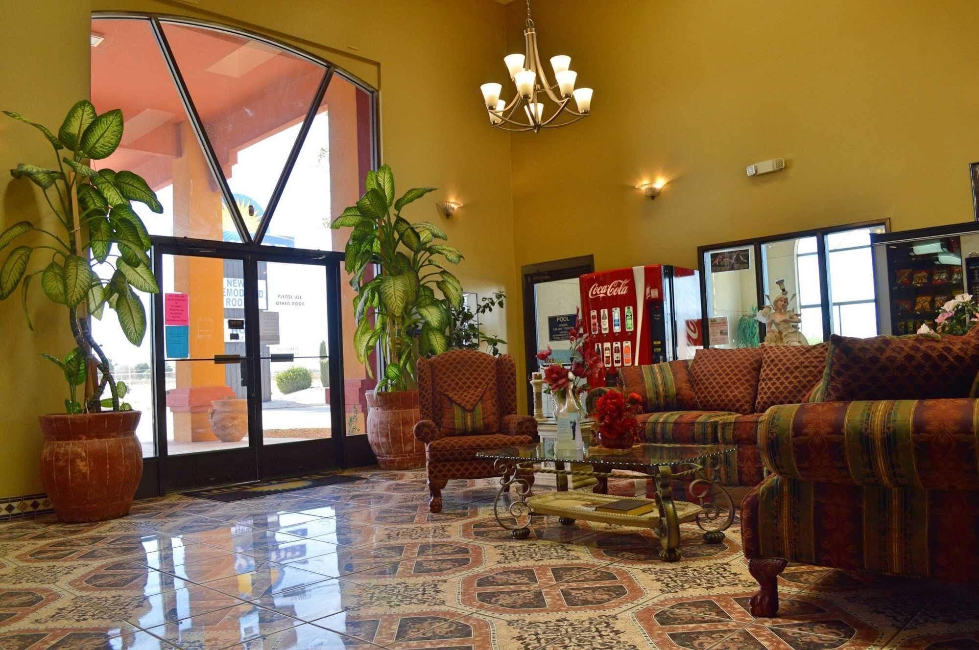 Days Inn By Wyndham Carlsbad Exterior foto